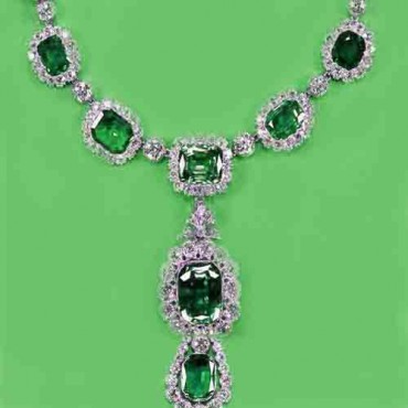 Necklace 2.75 carat diamond